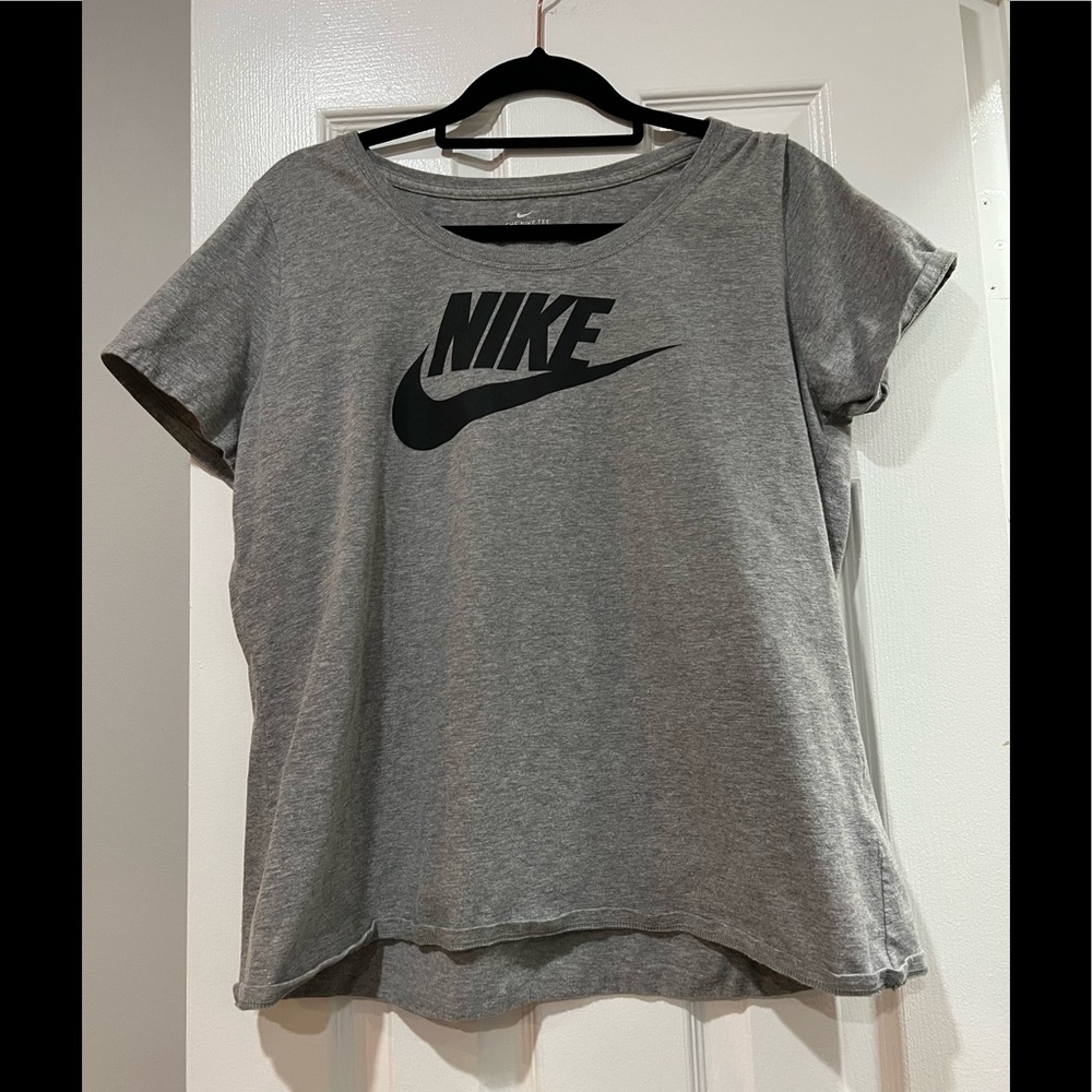 Nike Short Sleeve Shirt